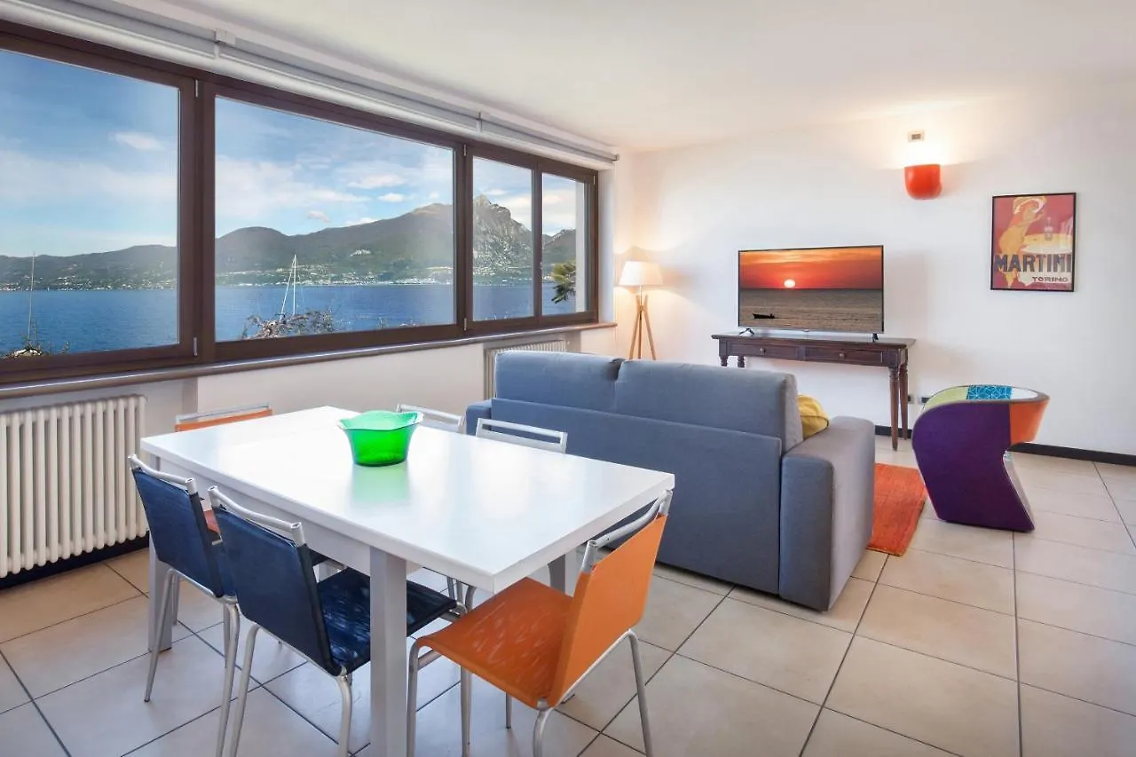 Apartment Casa Al Lago With Pool Torri Del Benaco Italy