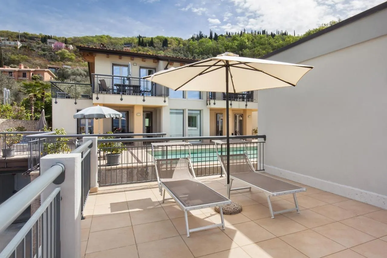 Casa Al Lago With Pool Torri Del Benaco 0*,  Italien