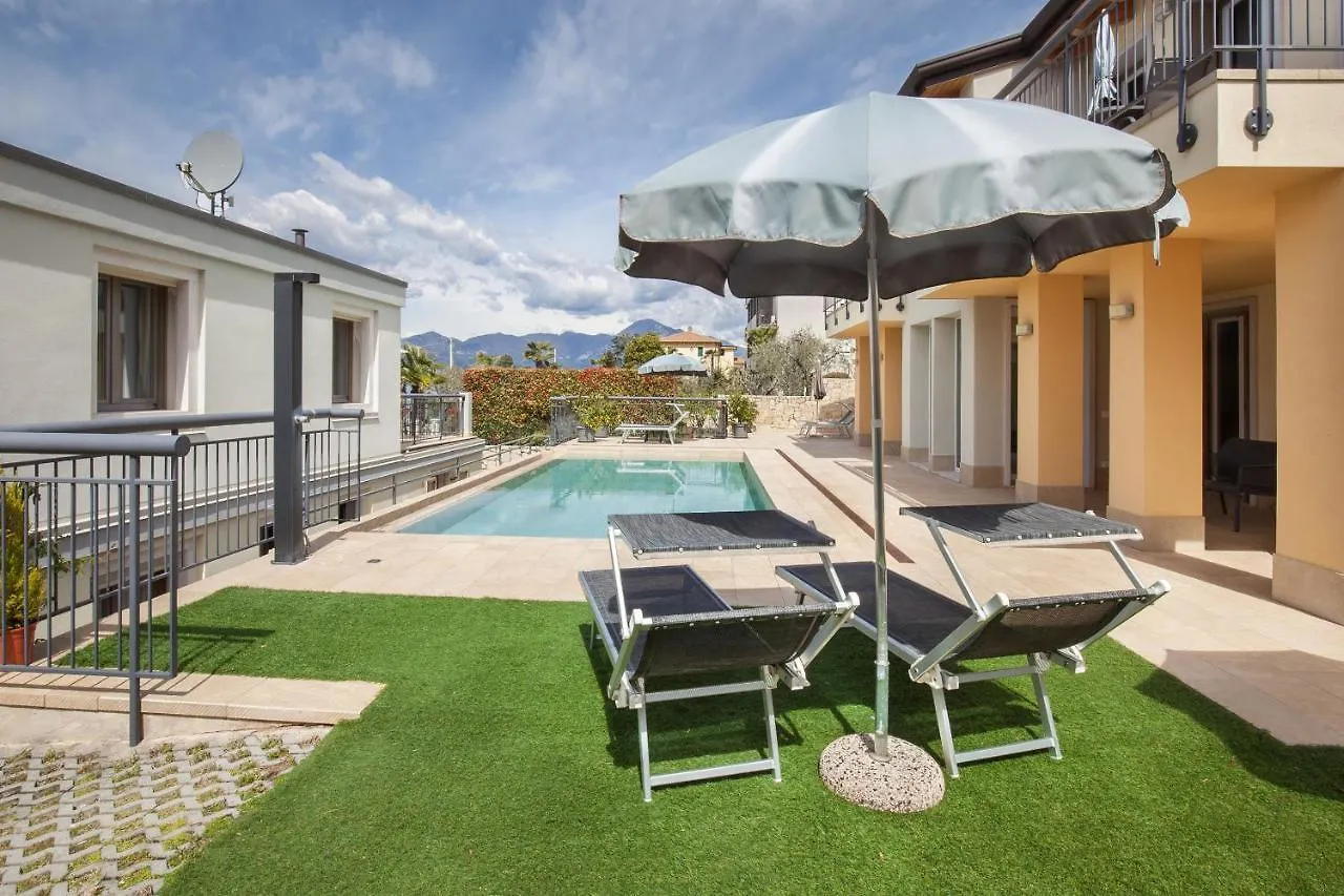Lejlighed Casa Al Lago With Pool Torri Del Benaco Italien